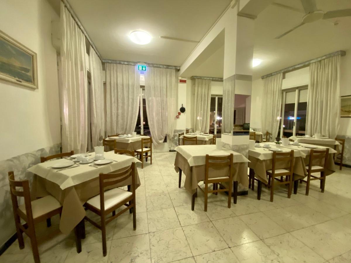 Villa Derna Rimini Exteriér fotografie